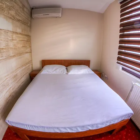 Vila Konak 3*